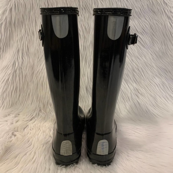 Hunter Original Tall Gloss Wellington Waterproof Rain Boots in Black - Picture 9 of 12